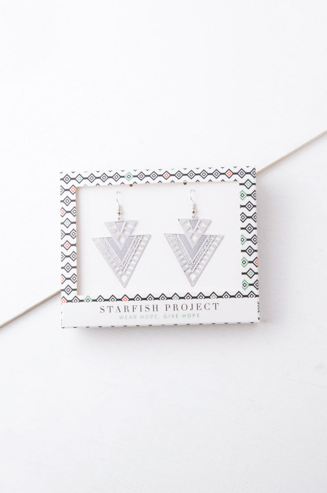 CiCi Silver Geometric Dangle Earrings