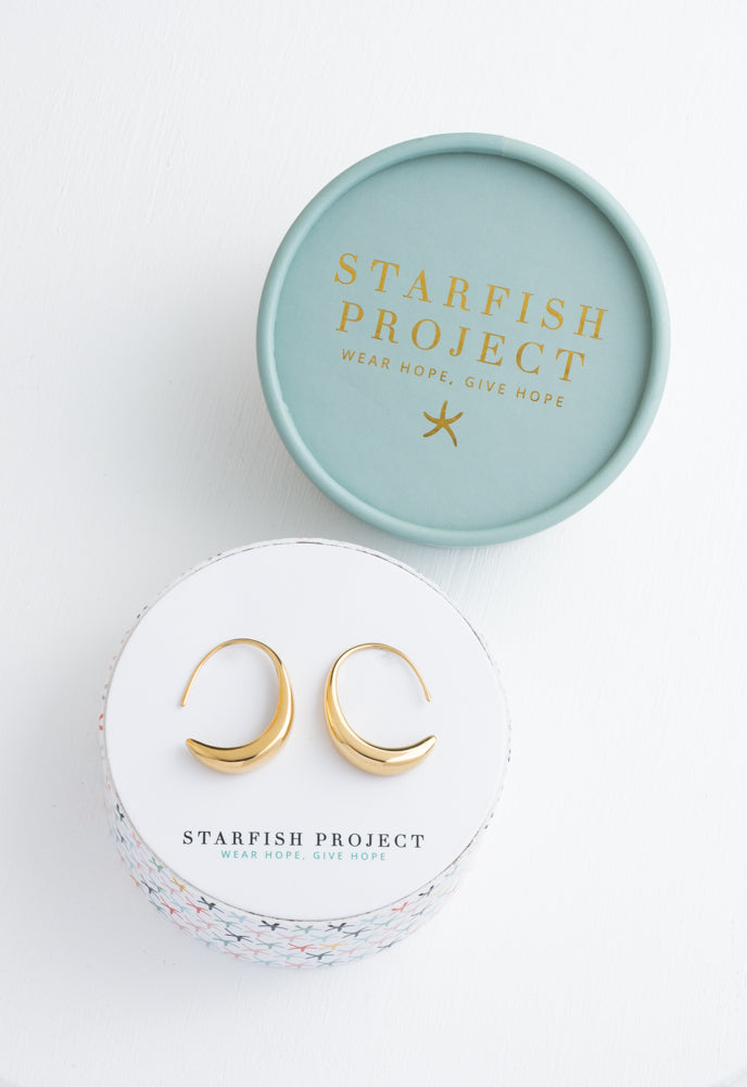 Crescent Moon Thread Drop Earrings in Gold