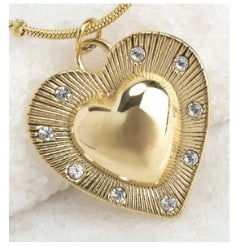 CRYSTAL HEART PENDANT