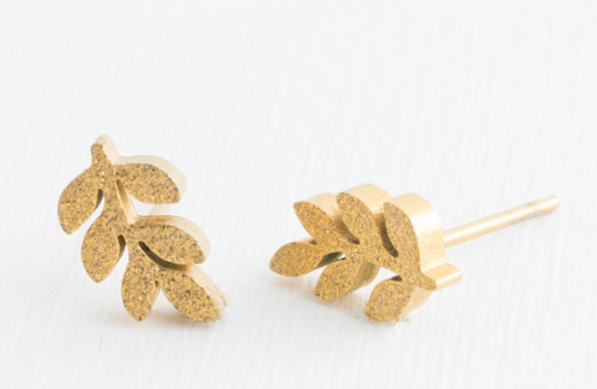 Frosted Rowen Stud Earrings in gold