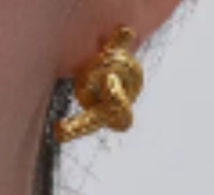 Gold knot earrings