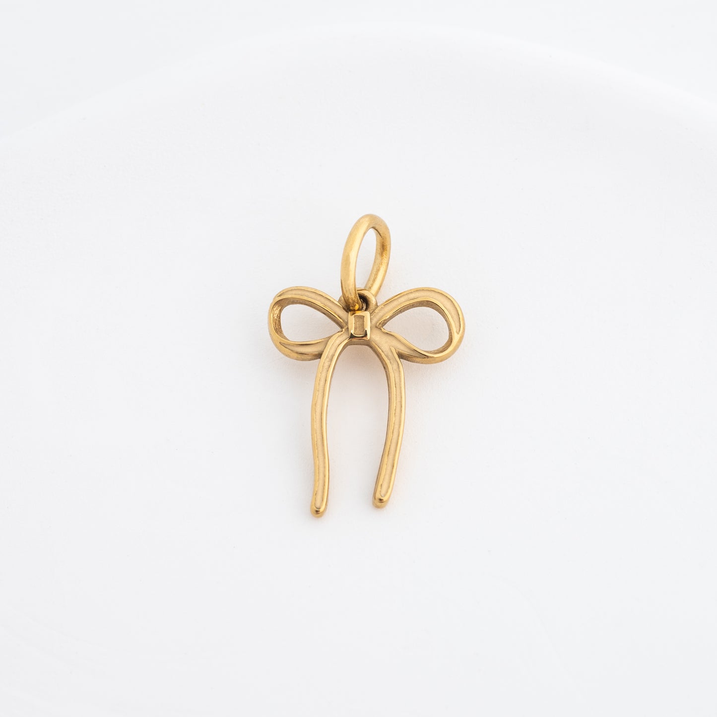 Bow charm (IN ALL GOLD)