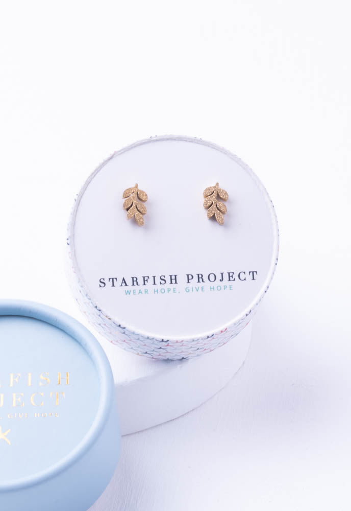 Frosted Rowen Stud Earrings