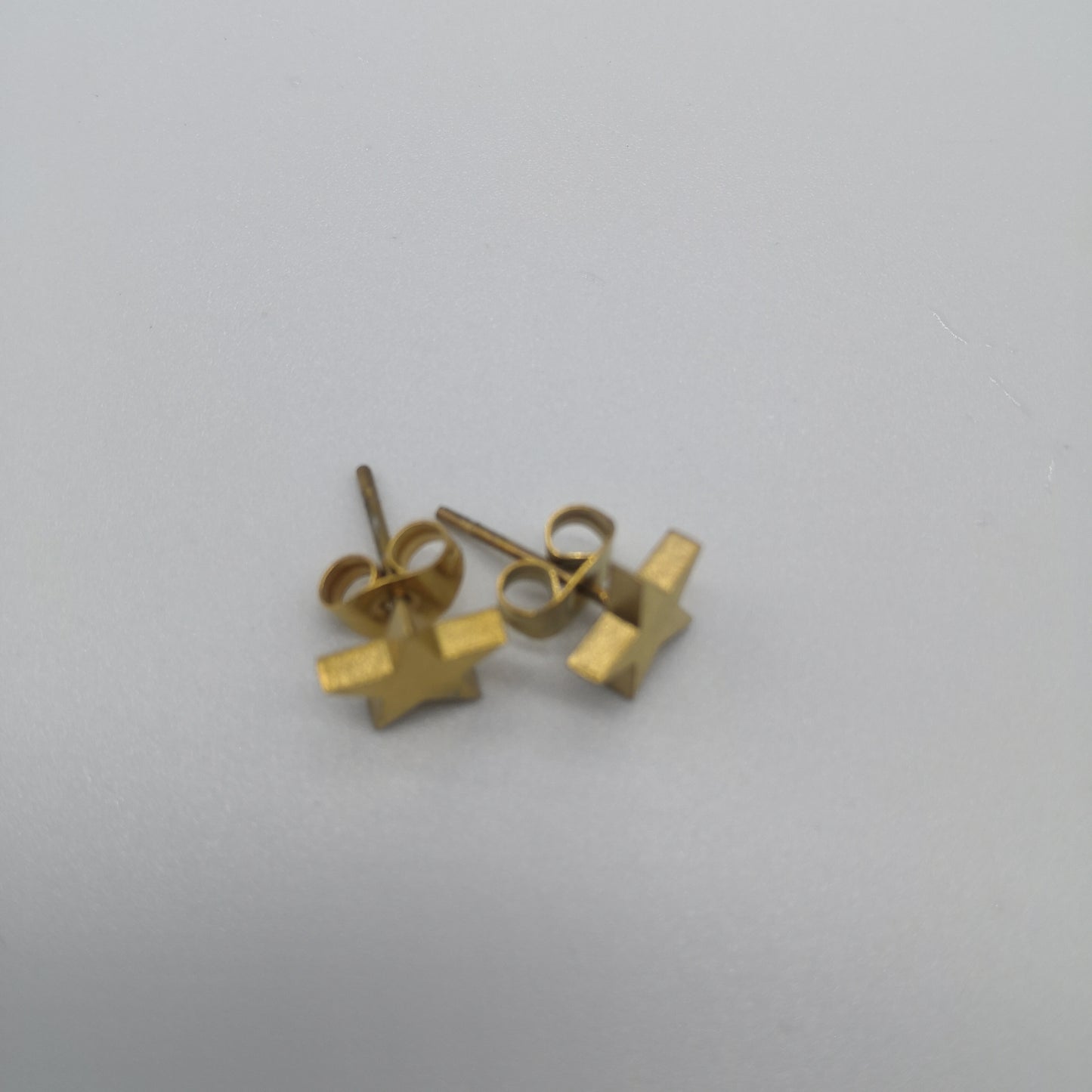 Star Stud Earrings (gold)