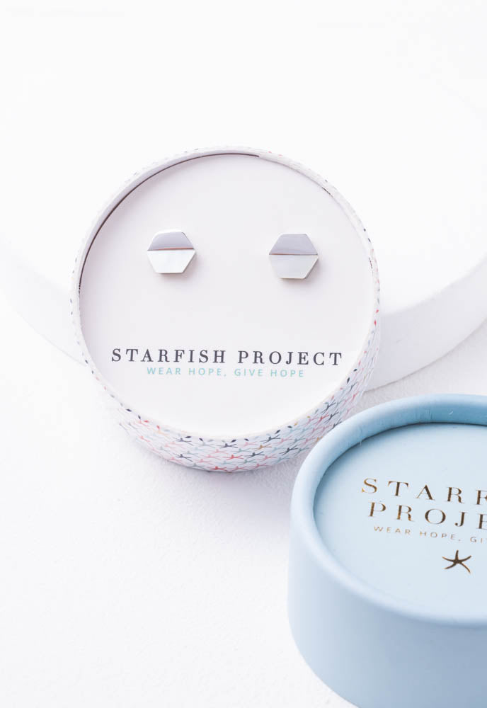 Dorothy Hexagon Shell Stud Earrings