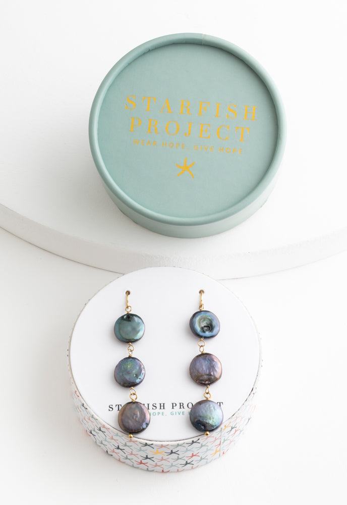 Cameleon Pearl Earrings