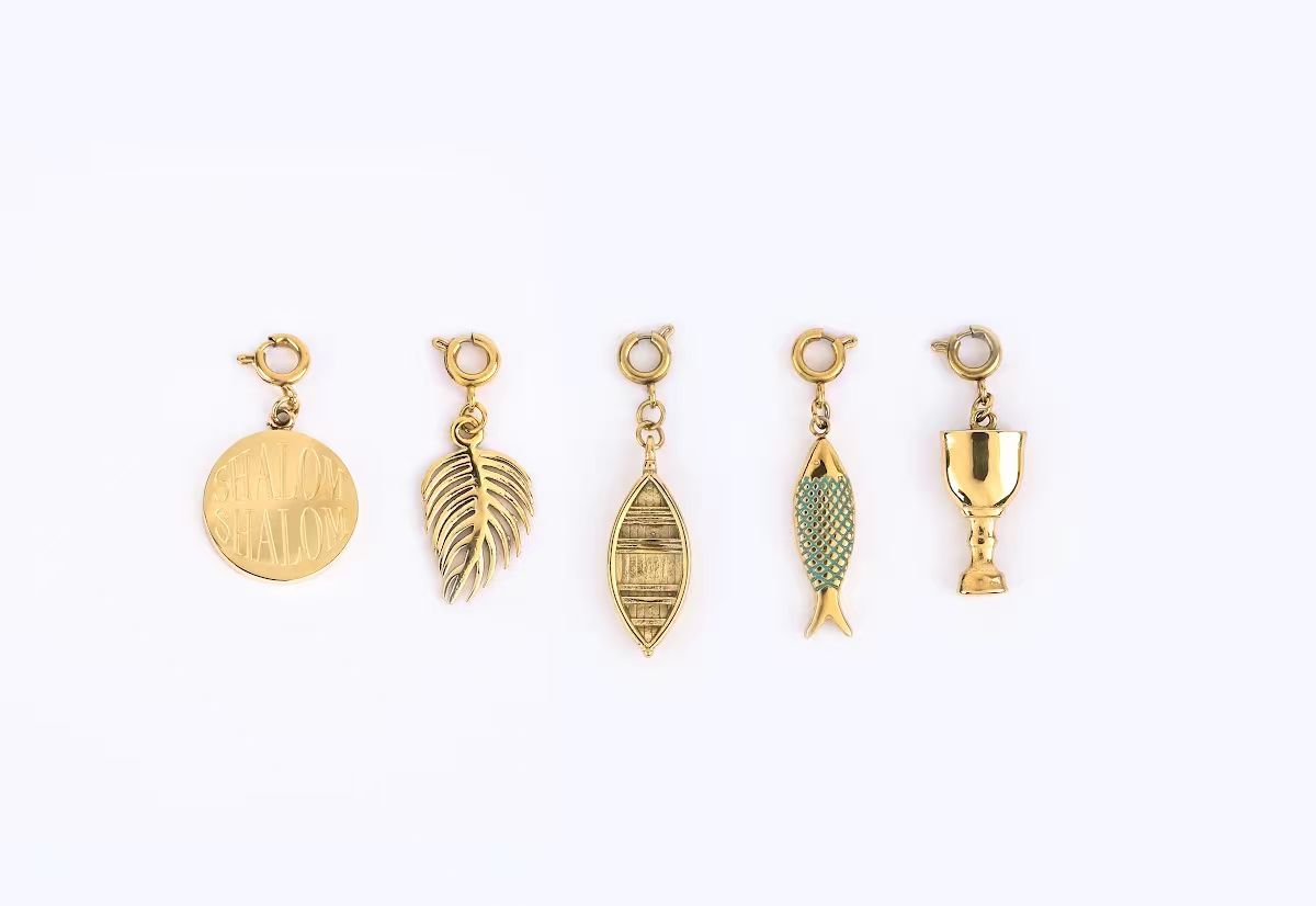 TCH-SN5-JL-CH-GD-0-00 The Chosen S5 Charm Packs Gold