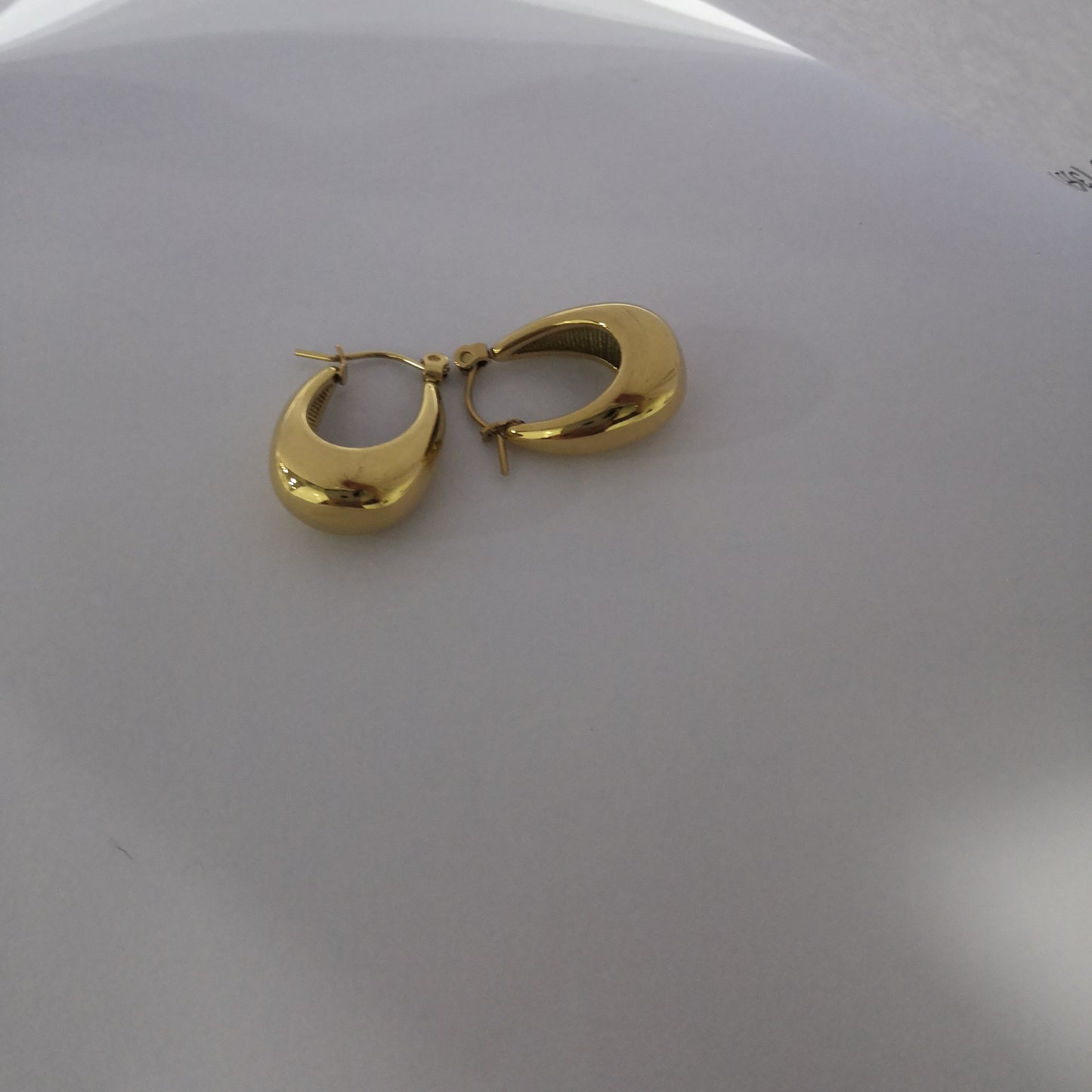 Gold Hoops (22mm)