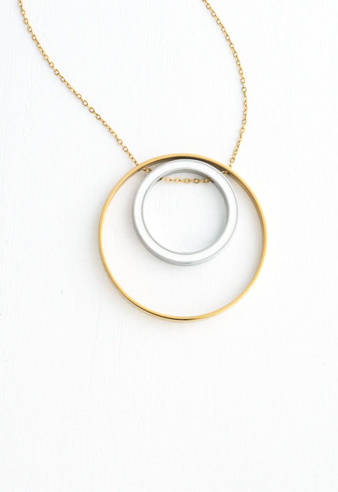 Lisa Circle Necklace