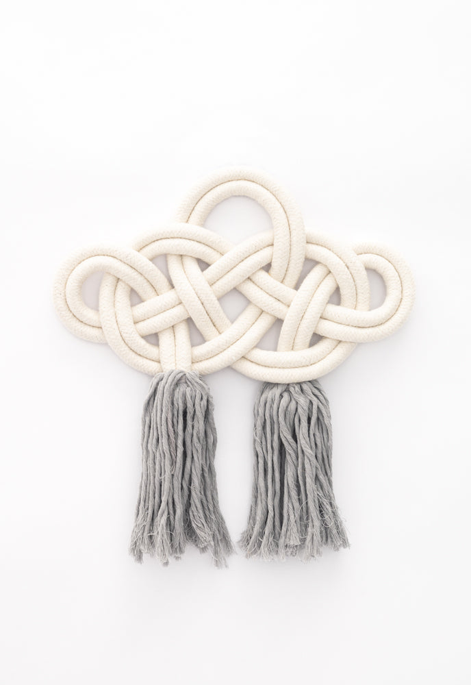 The Infinity Knot Blue