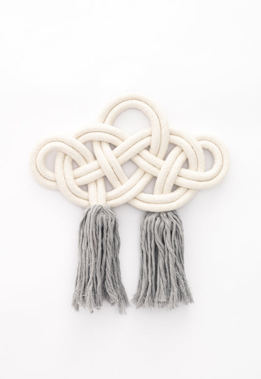 The Infinity Knot Blue