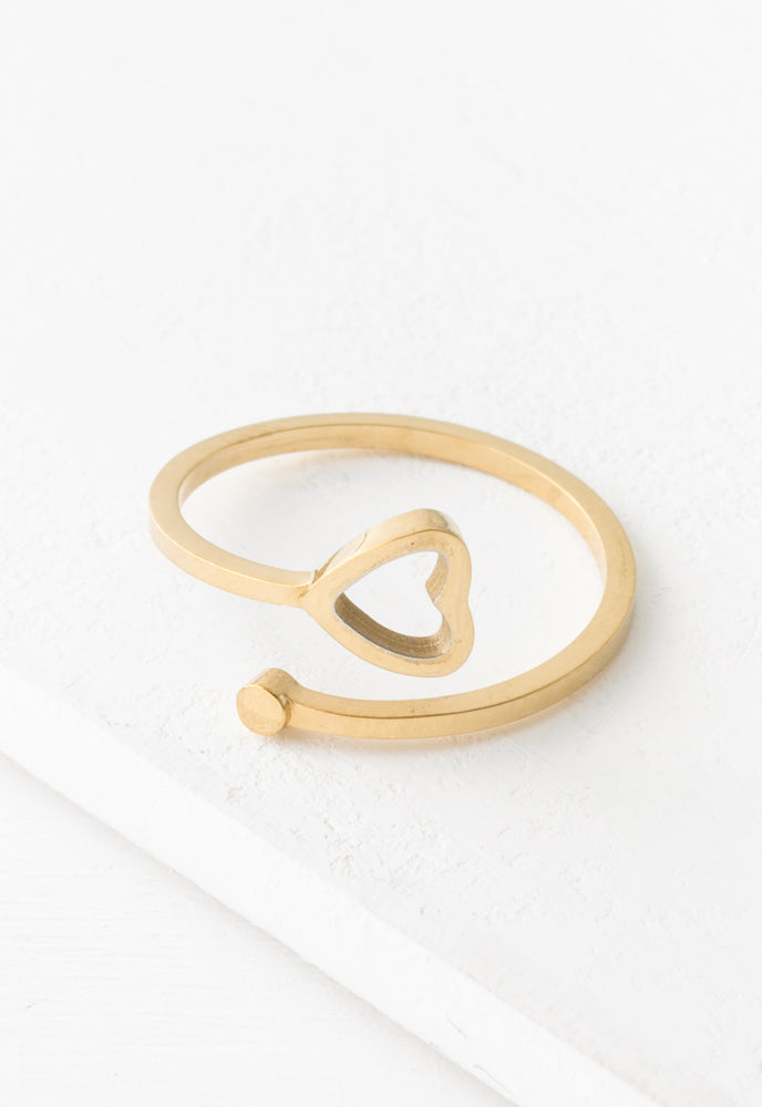 Ada Gold Heart Ring