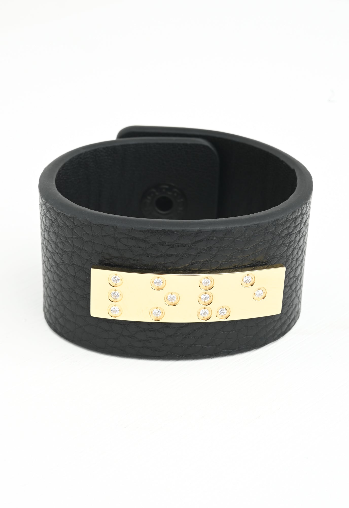 Love Stingray Cuff