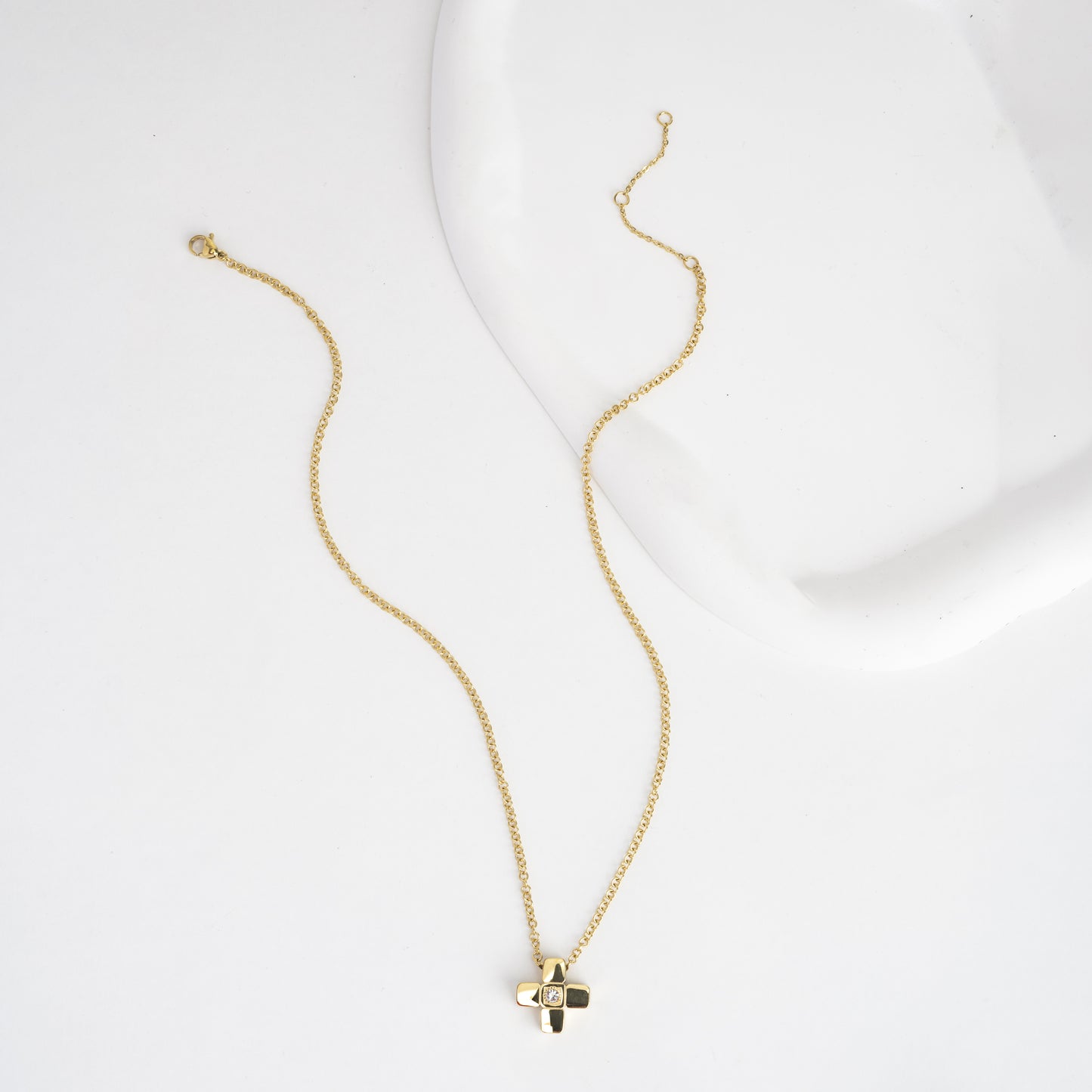 Everstead Necklace