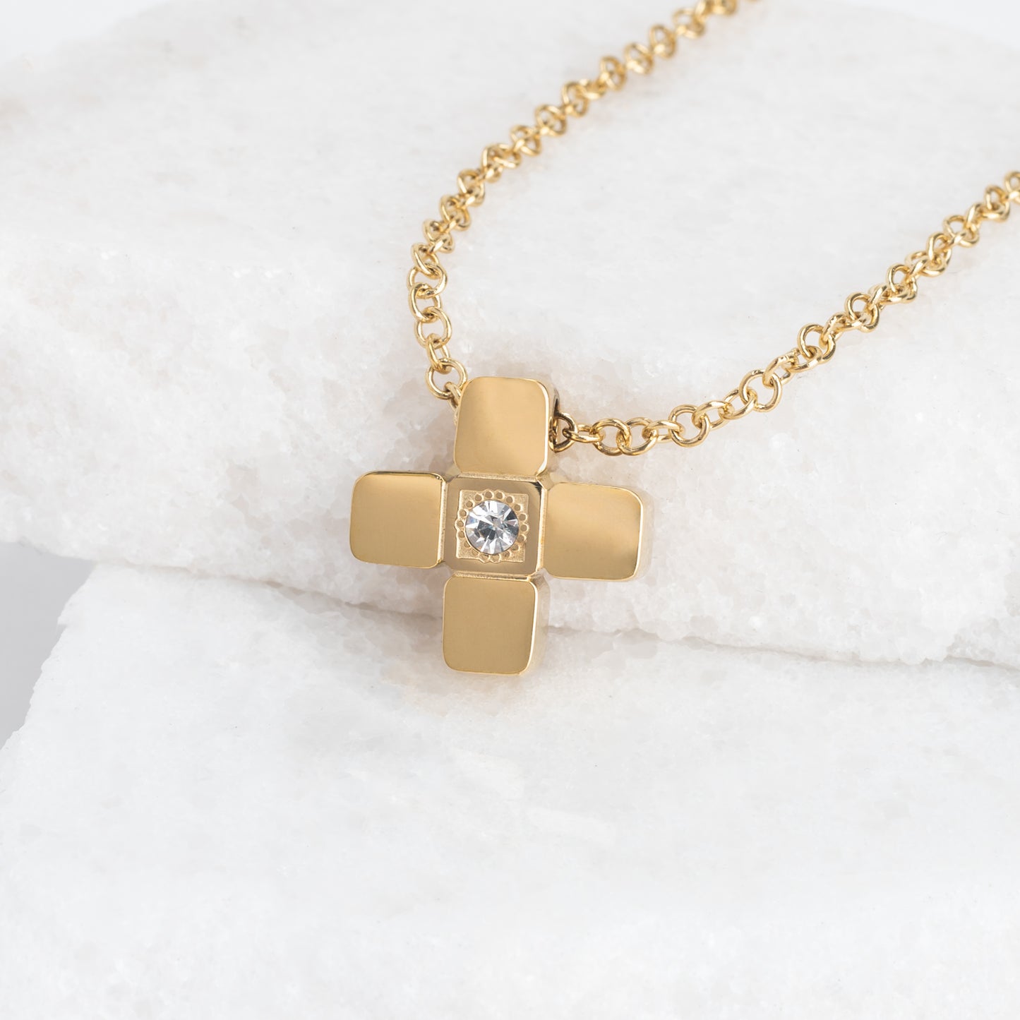 Everstead Necklace