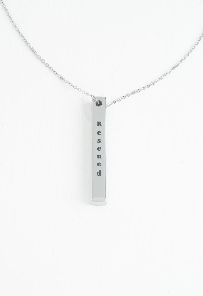 Bar Necklace with a round pendant