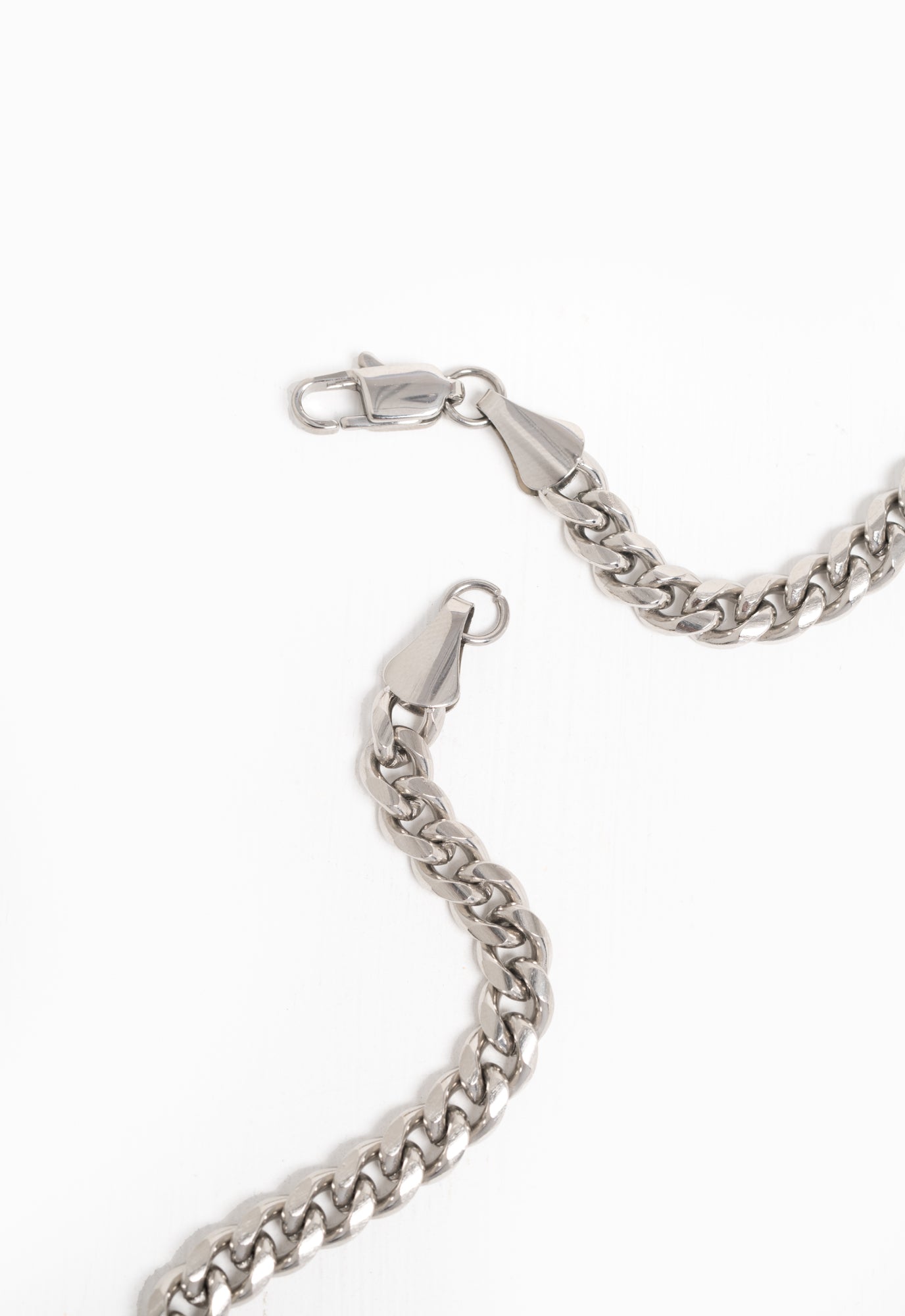 Men’s Cross Pendant on Cuban Curb Chain-silver