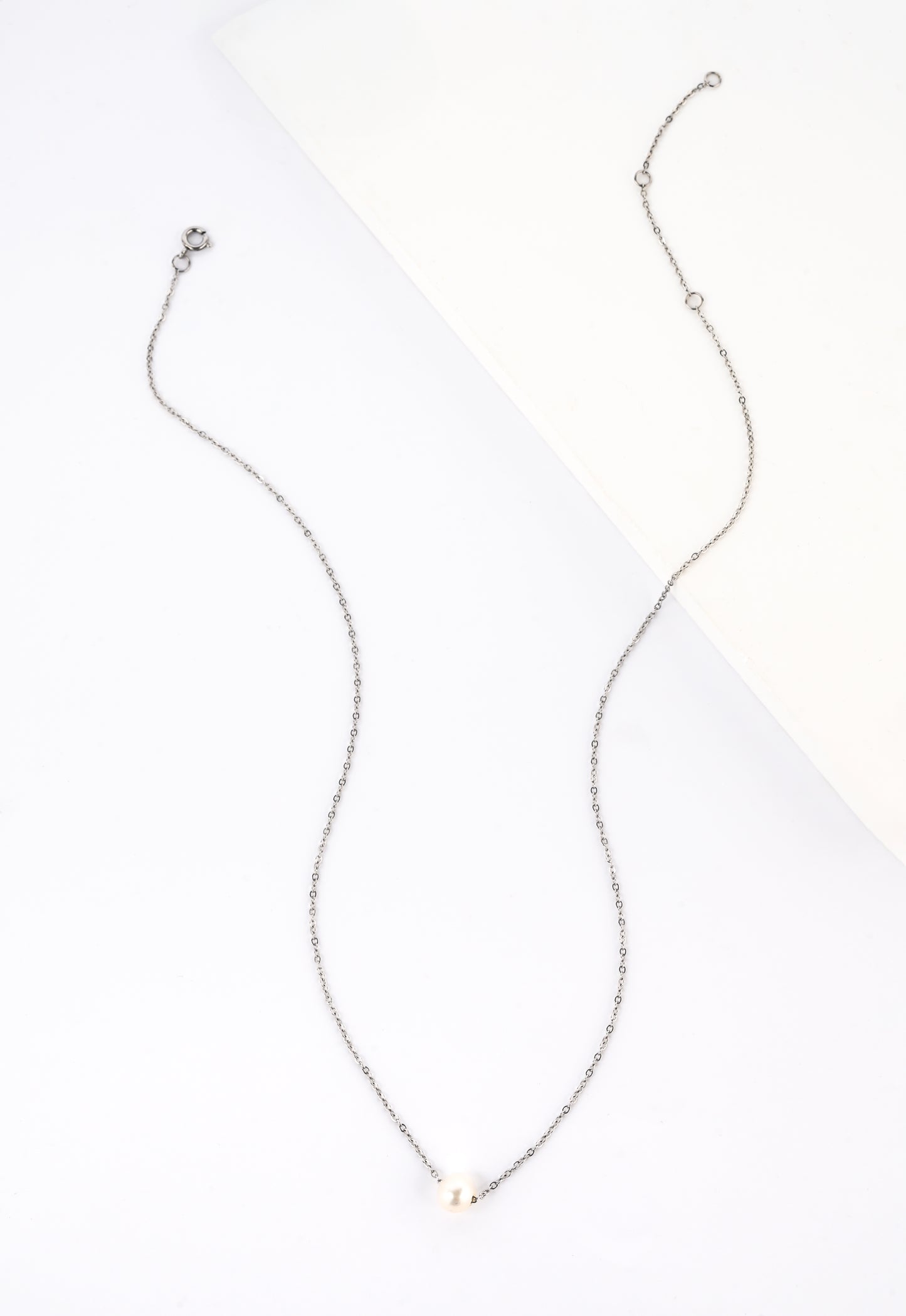 Pearl on simple silver chain