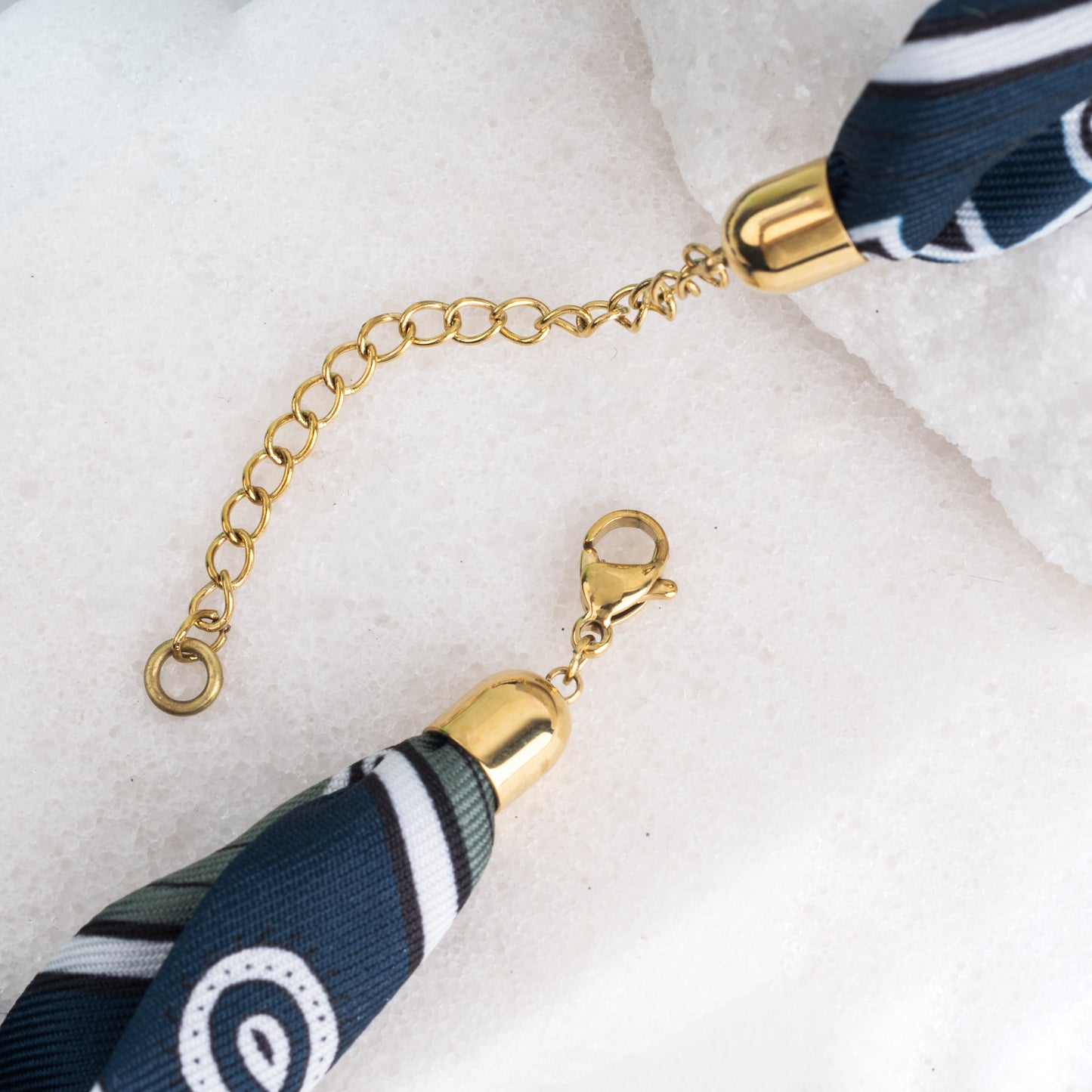 Puffy Star Scarf Necklace
