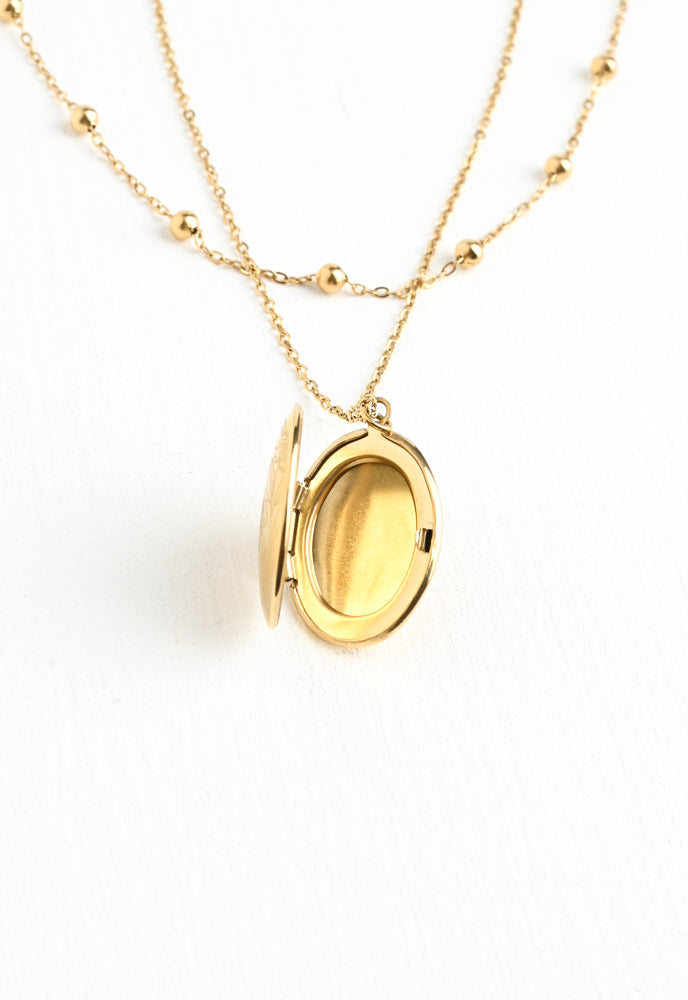 Double necklace
