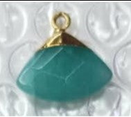 Blue stone fan-shaped pendant