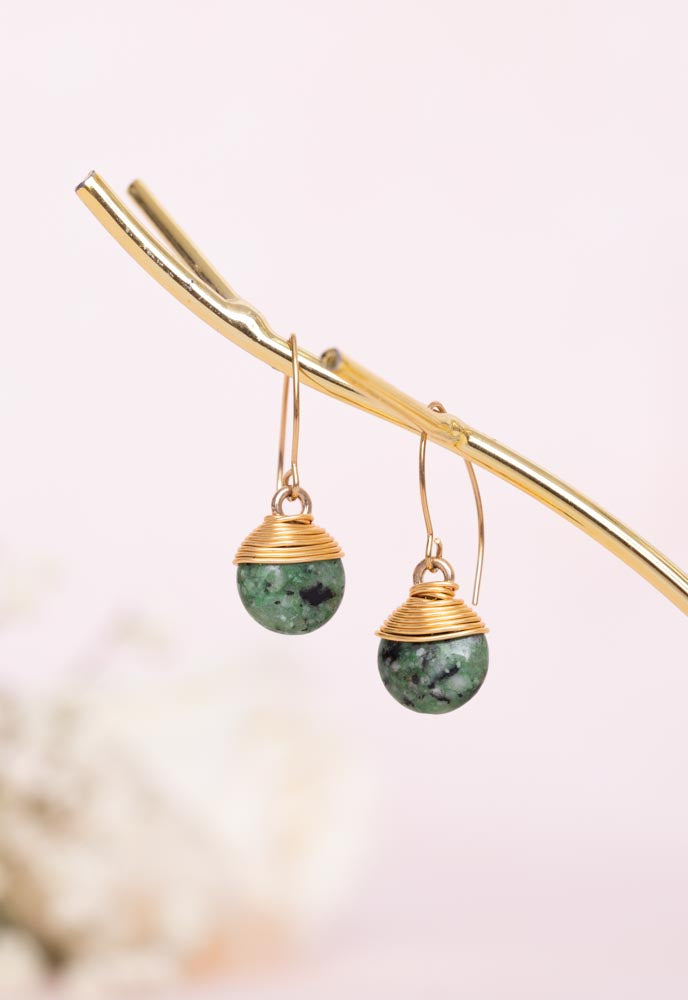 Drops of Delight Earrings in Emerald Green