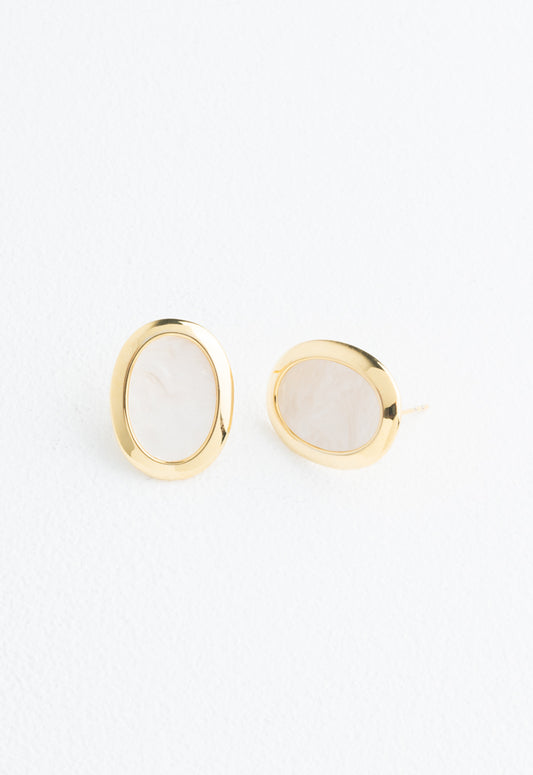 Reflection Studs in Ivory
