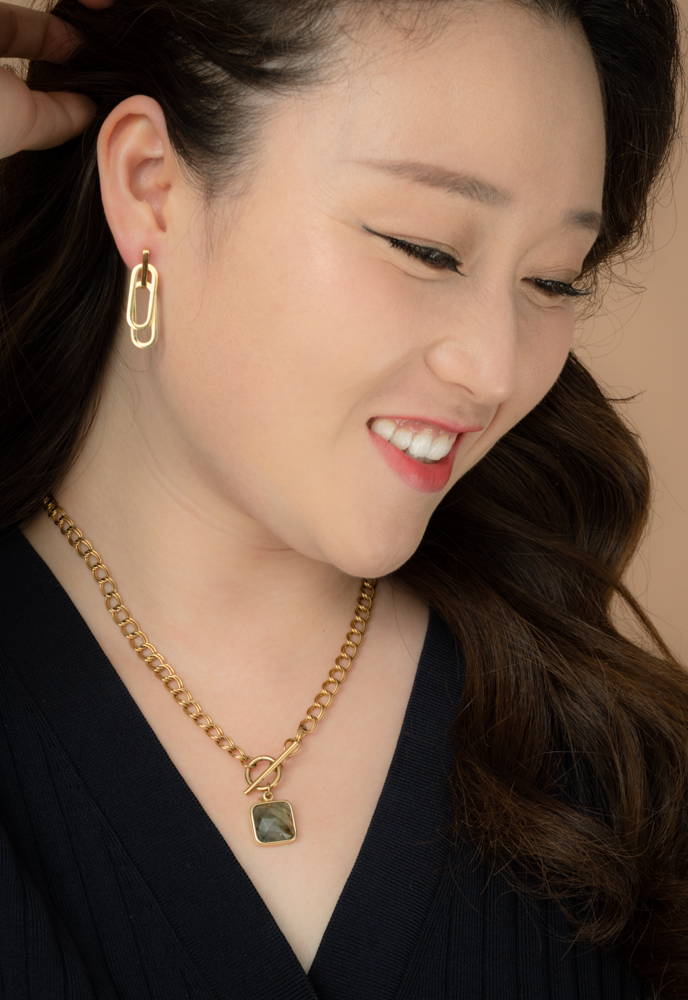 Georgie Paperclip Earrings in Gold
