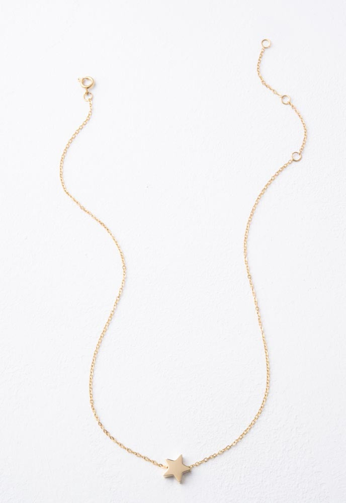Reach Star Necklace