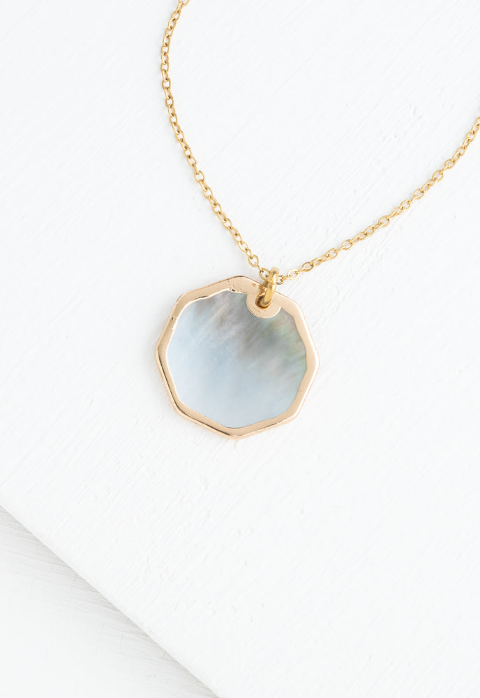 Graceful Mother of Pearl Necklace