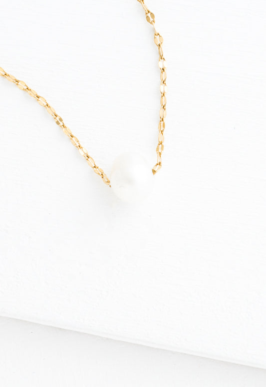 Annie Gold Pearl Necklace