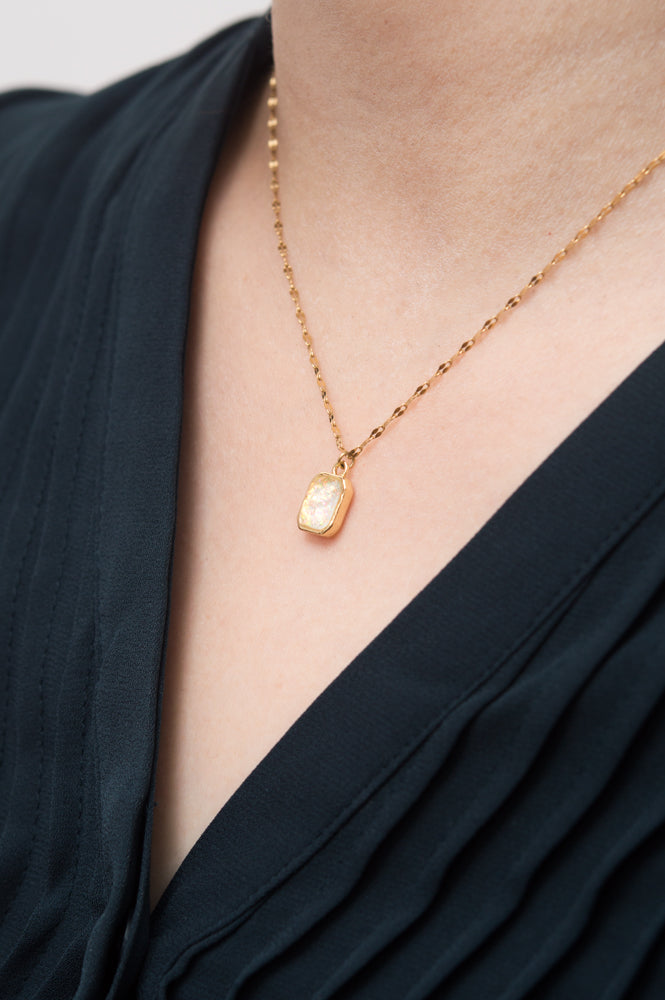 Lila White & Gold Necklace