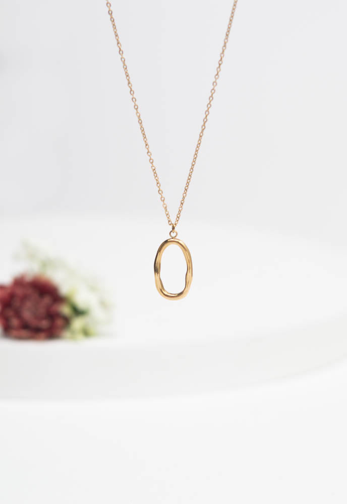 Abelia Gold Pendant Necklace