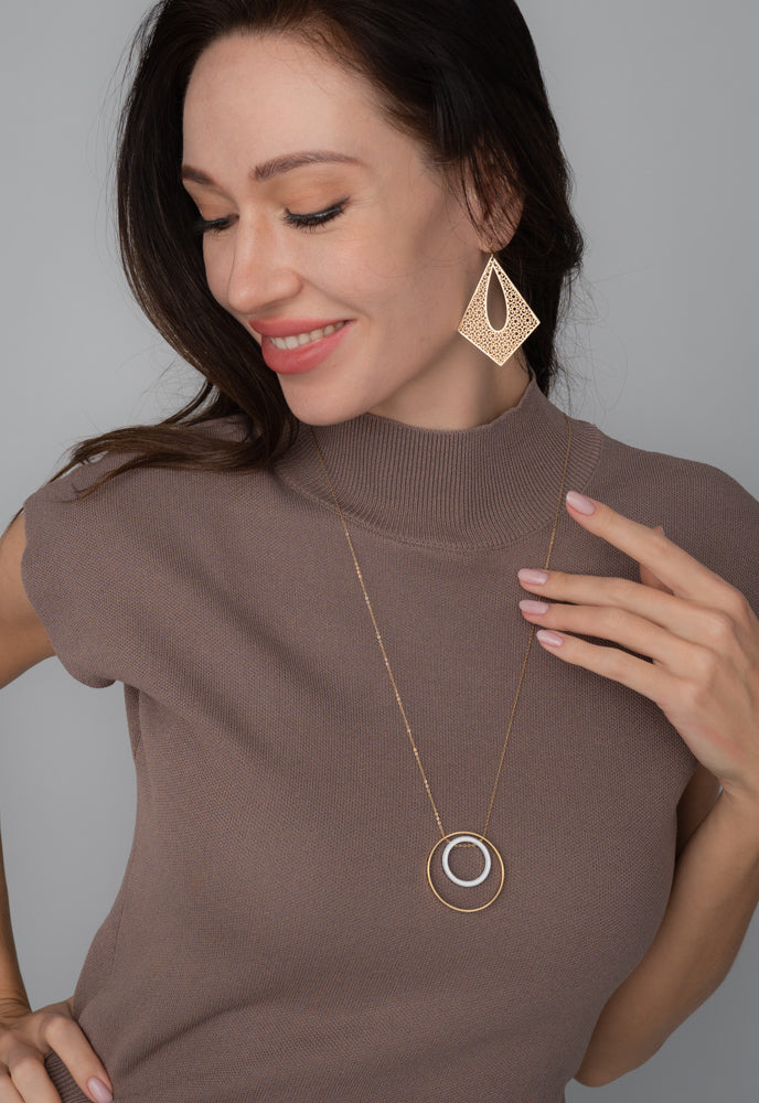 Lisa Circle Necklace