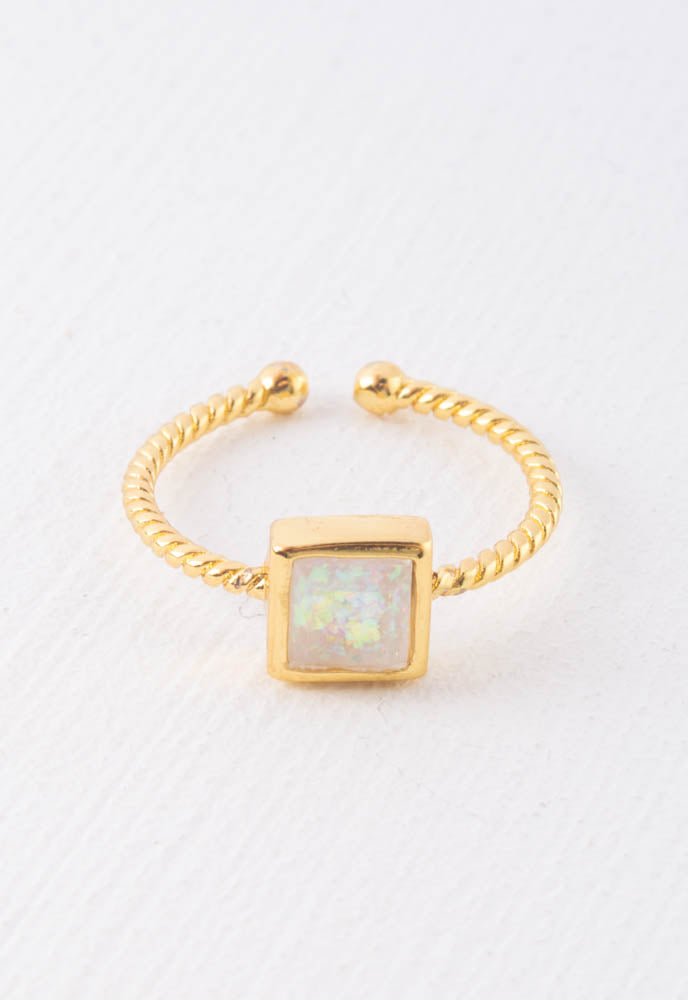 Bright Ring in Glistening White & Gold