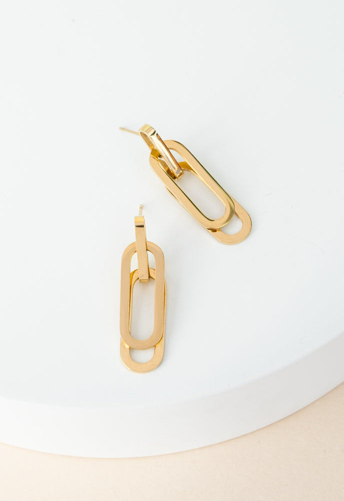Georgie Paperclip Earrings in Gold