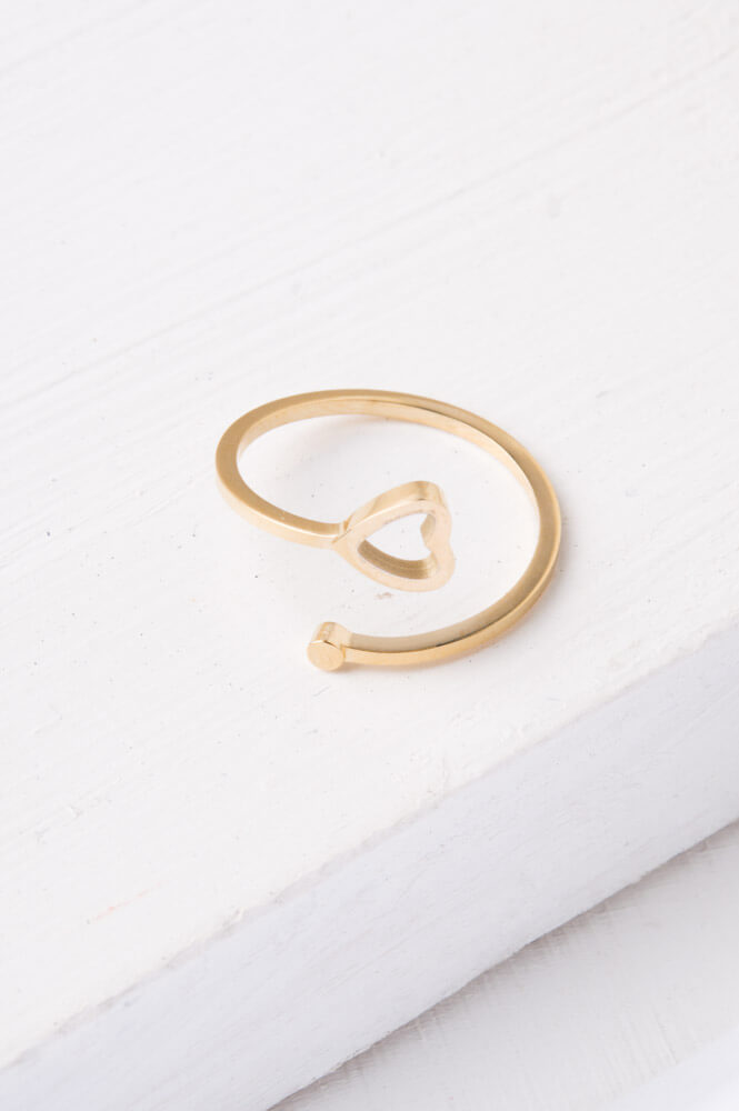 Ada Gold Heart Ring -Mekhada